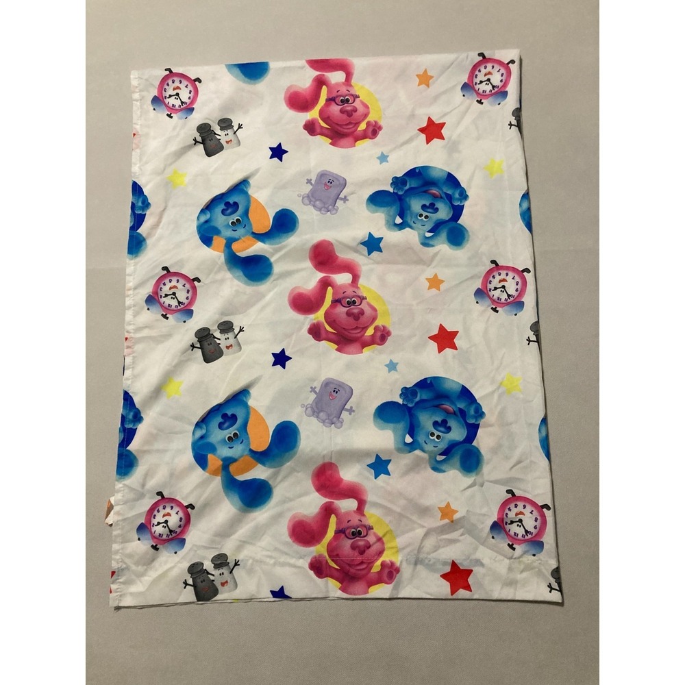 Blue's Clues & You! Flat Crib / Toddler Sheet | Blue, Magenta & Friends
